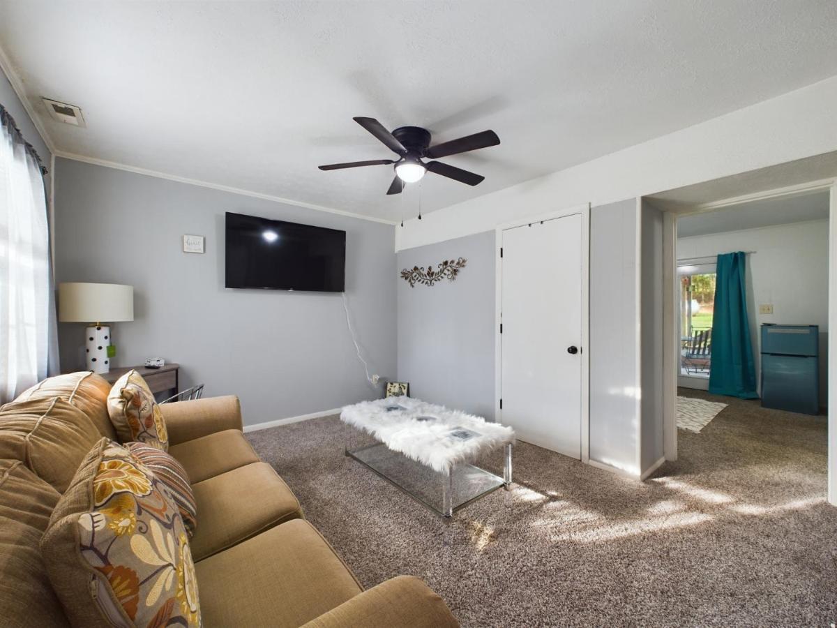Pine Forest Zen Cottage - 10 Min To Fort Bragg Fayetteville Extérieur photo