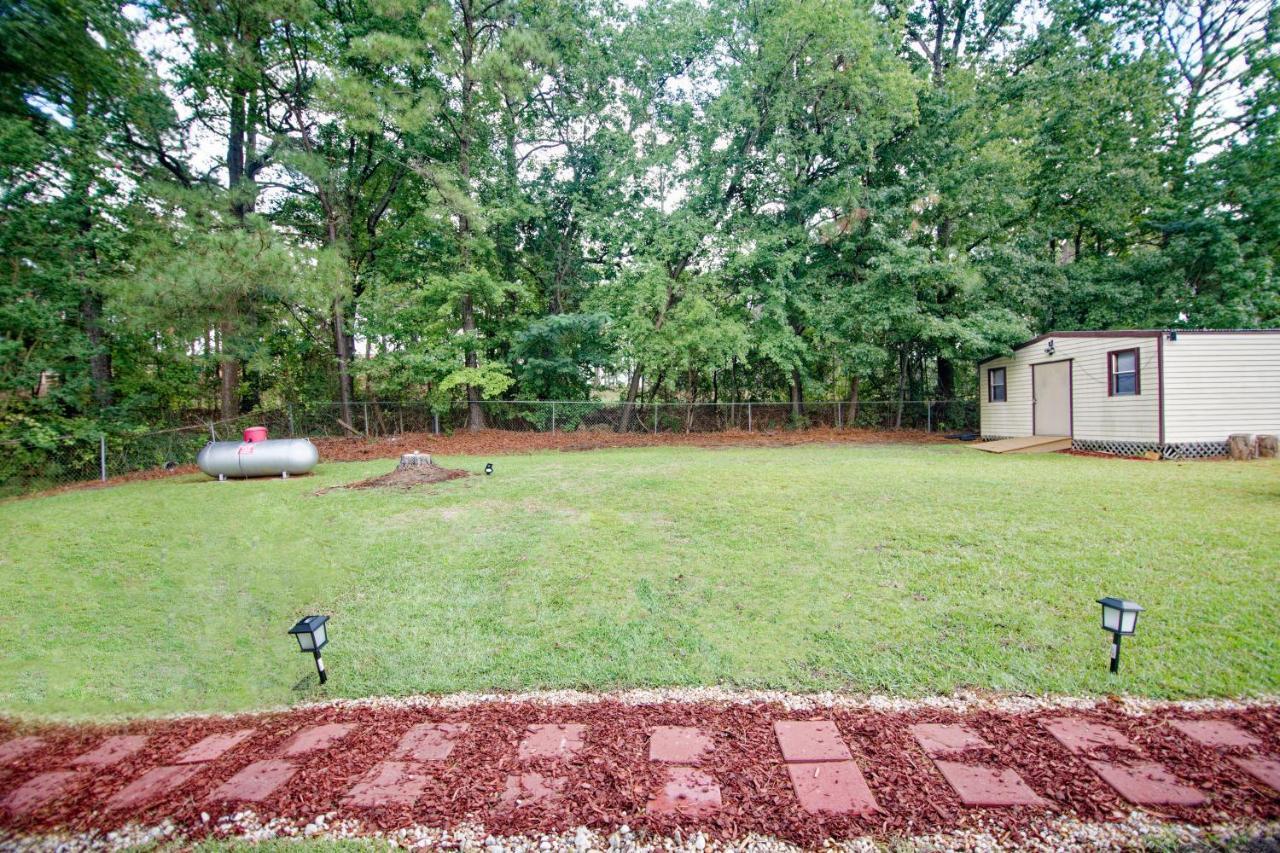 Pine Forest Zen Cottage - 10 Min To Fort Bragg Fayetteville Extérieur photo
