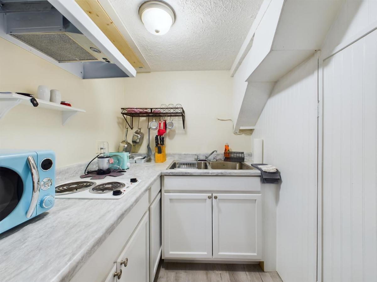 Pine Forest Zen Cottage - 10 Min To Fort Bragg Fayetteville Extérieur photo