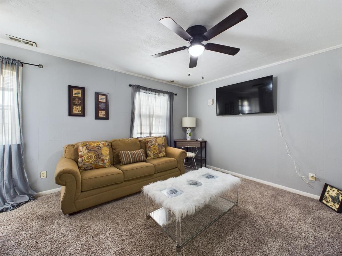 Pine Forest Zen Cottage - 10 Min To Fort Bragg Fayetteville Extérieur photo